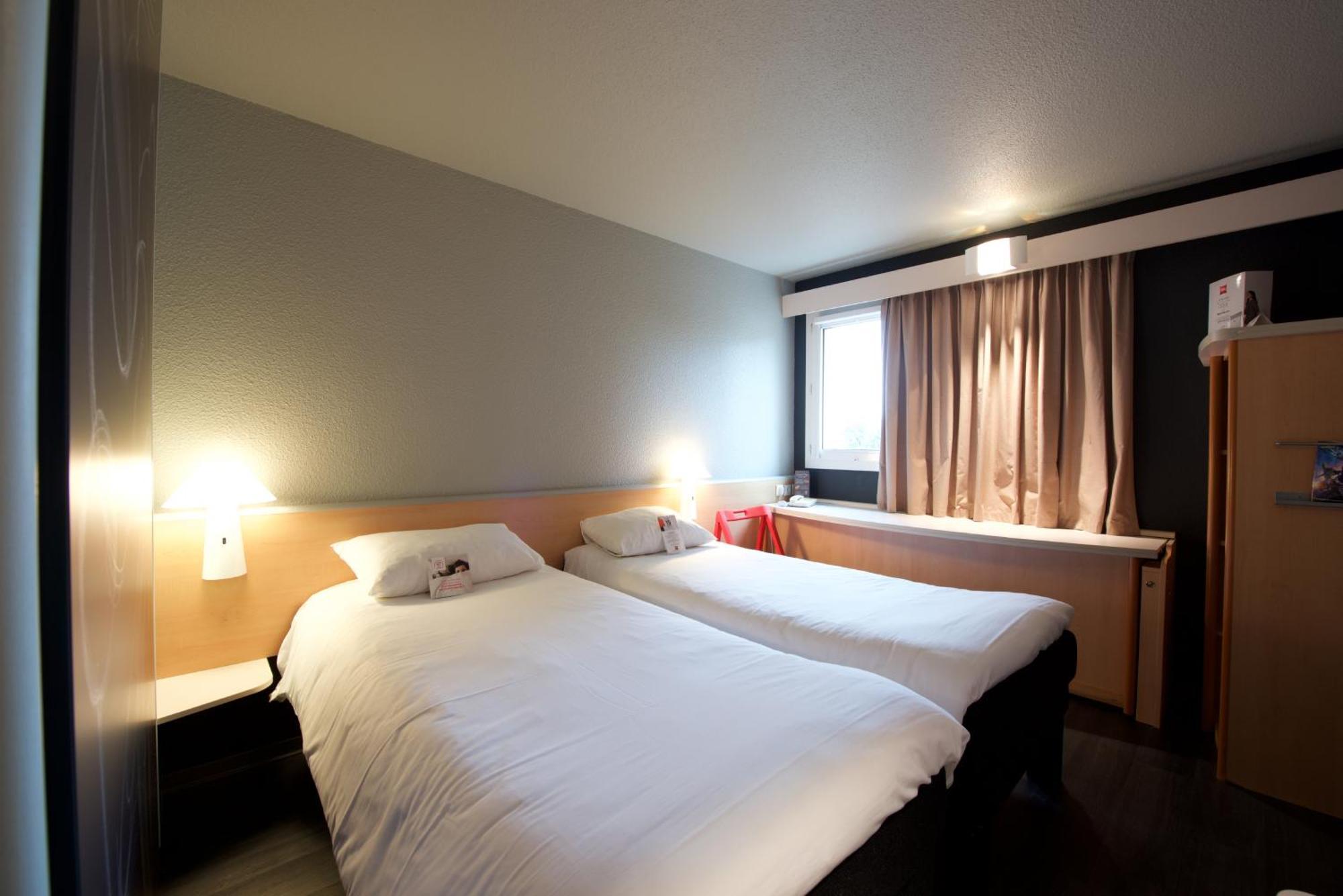Ibis Pau Lescar Hotel Room photo