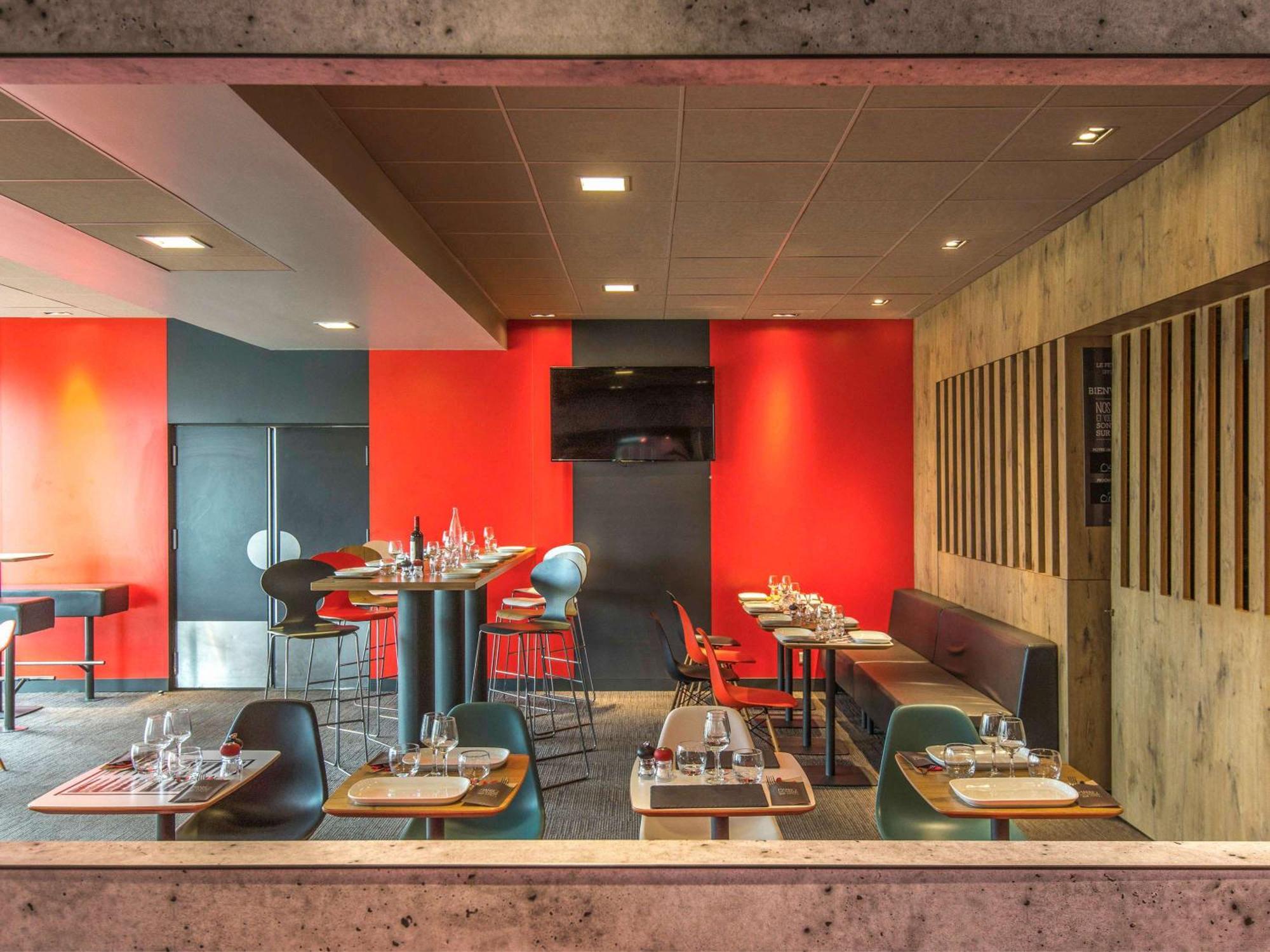 Ibis Pau Lescar Hotel Exterior photo